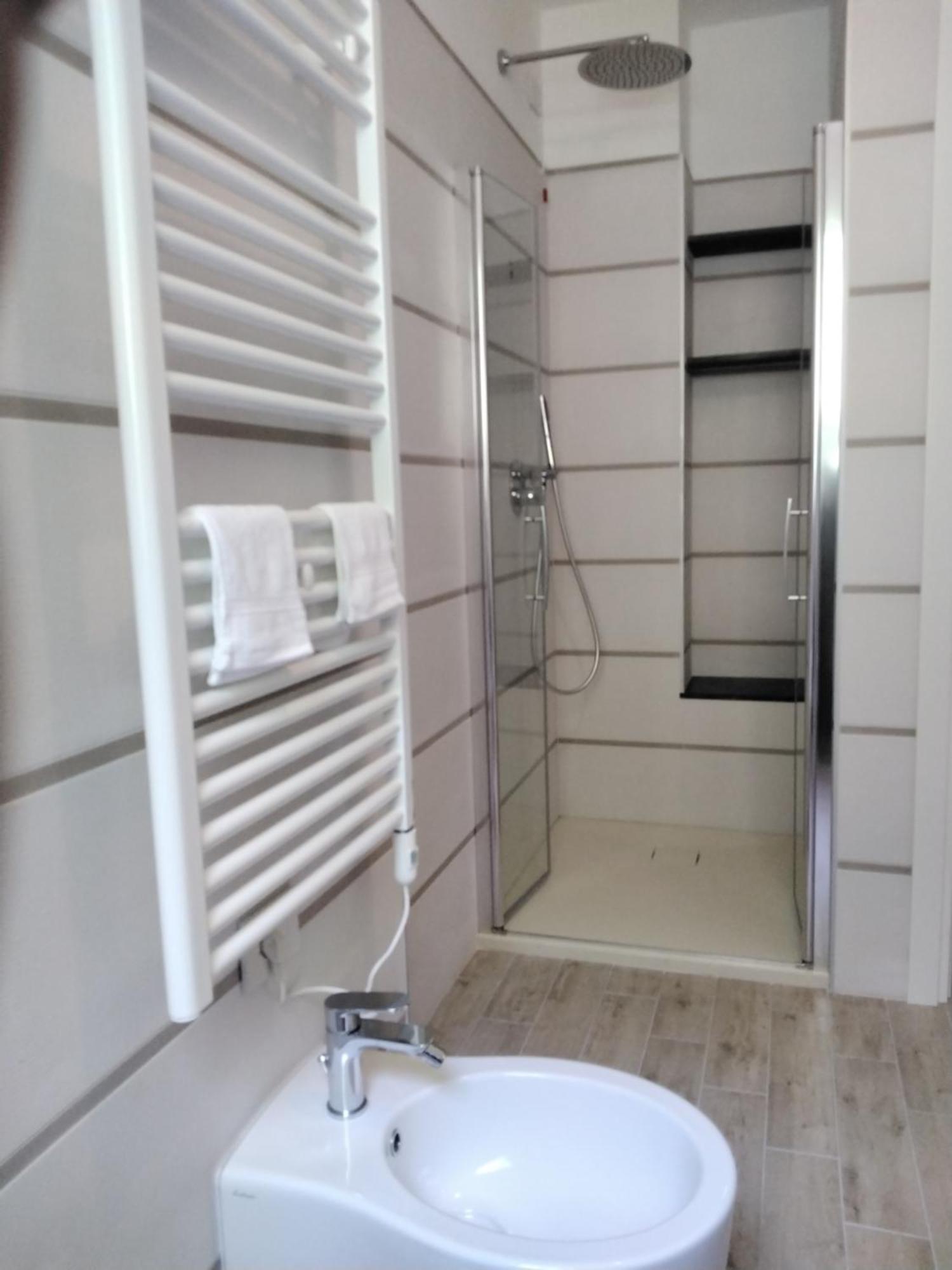 "Vento Di Levante Suite" Benvenuti In Collina 卡萨察利古勒 客房 照片